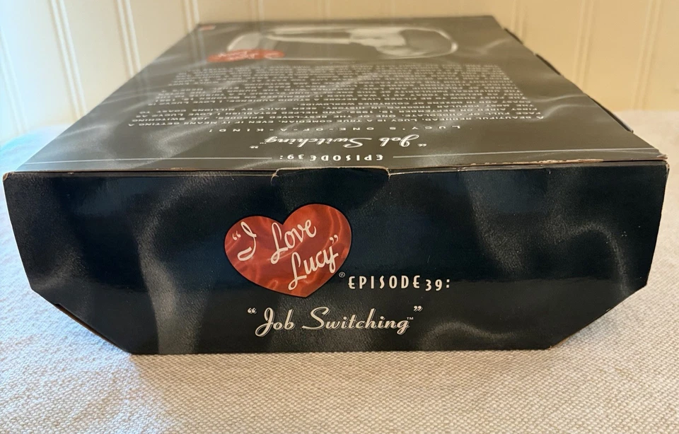 Muñeca Barbie Mattel I Love Lucy cambio de trabajo episodio 39 nueva en caja fábrica de dulces Foto 3 de 4