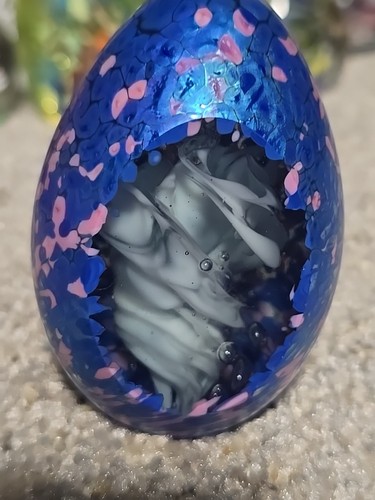 Fermacarte EGG vetro artistico iridescente blu anni 80 MT ST HELENS CENERE Roger Vines - Foto 6 di 6