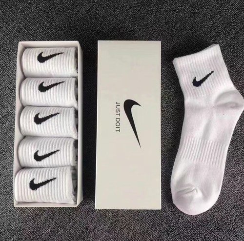 Nike Socks 5 Pairs Men Women Mid-Tube Sports Socks Cotton Casual FAST SHIPPING✅ - Picture 10 of 10
