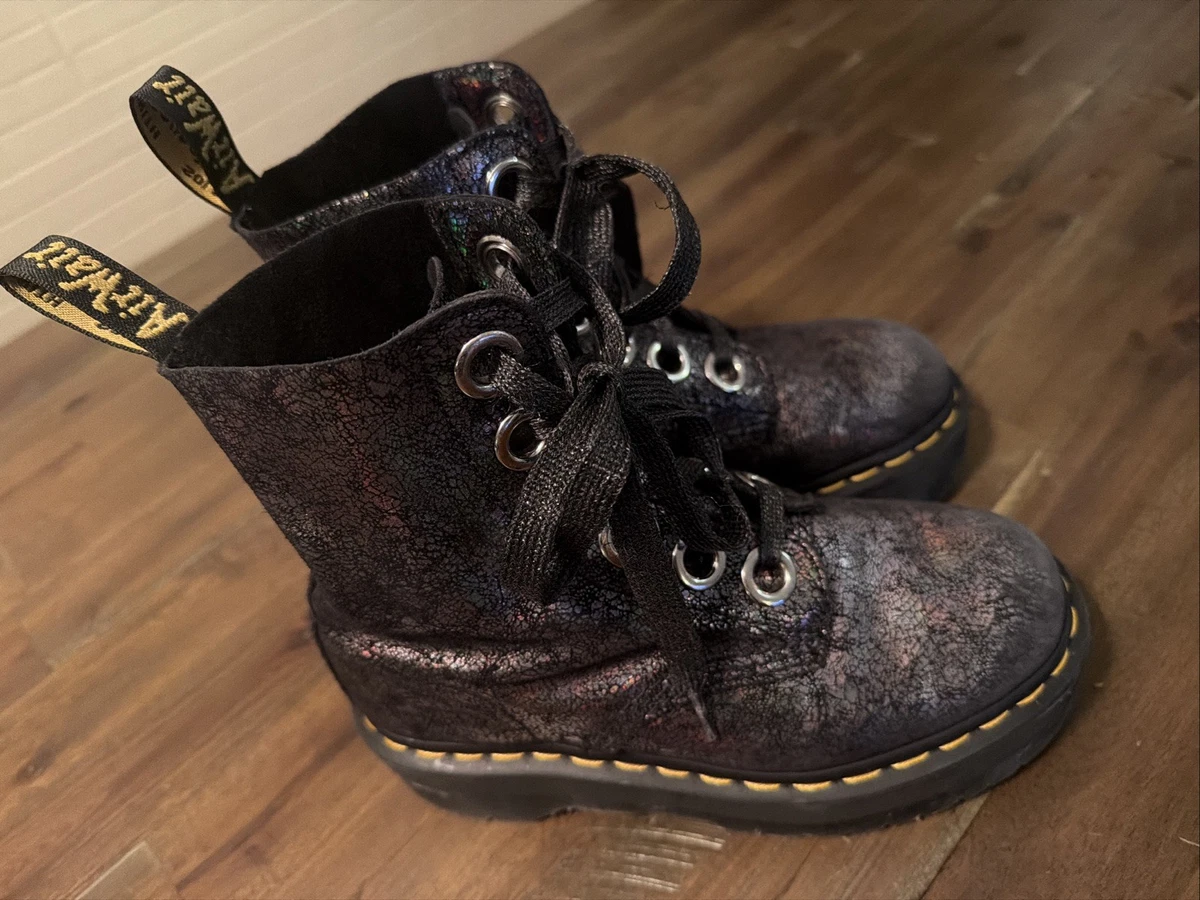 Dr. Martens Molly Boots for Women for sale - eBay