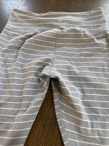 Athleta High Waist Gray Stripe Leggings Medium M EUC 7/8 Lengths - Picture 6 of 6
