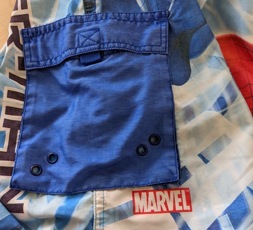 Mens Boys Small Marvel Comics Board Shorts SPIDERMAN Swim Trunks Mesh Lined - Picture 4 of 4