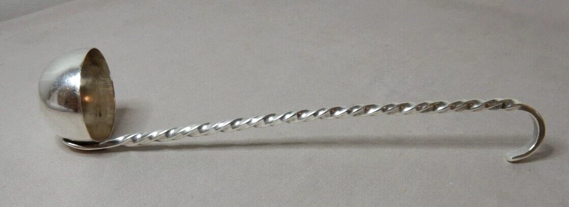 ANTIQUE SILVER PLATED SMALL SAUCE LADLE
Opens in a new window or tab