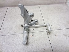 01-03 SUZUKI GSXR750 GSXR 750 600 RIGHT REARSET REAR SET DRIVER FOOT PEG BRACKET
