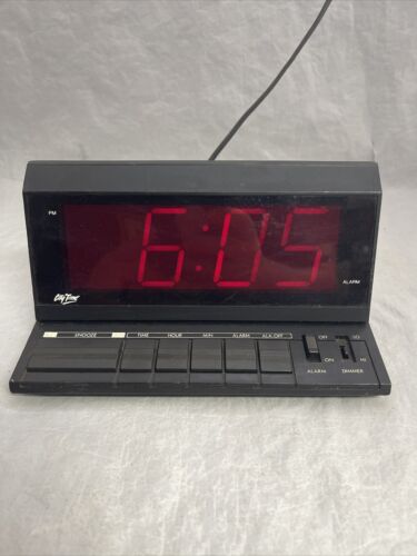 Vintage City Time LED Alarm Clock E503 - TESTED & WORKS - Afbeelding 1 van 5