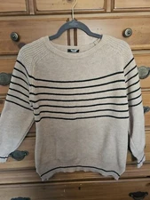 Women’s Crewneck Pullover Sweater - Preowned Size M/L