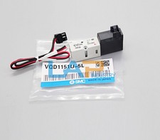 1PCS NEW FOR SMC Solenoid Valve VQD1151U-5L VQD1151U5L