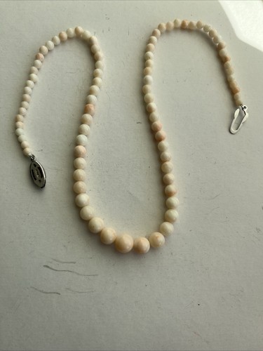 COLLANA CORALLO PELLE D'ANGELO bianca/rosa antica vintage graduata con chiusura argento 17" - Foto 12 di 17