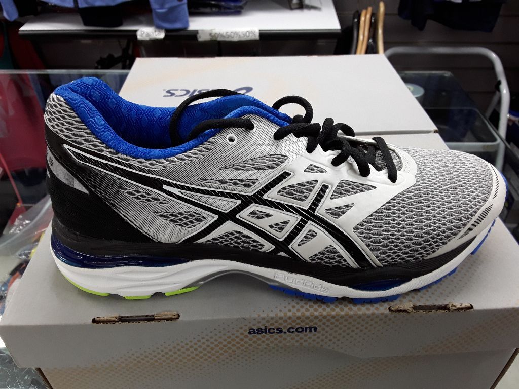 schuhe Asics Running Gel Cumulus 18 n.40,5 art.T6C3N 0190 schuhe Asics Running Gel Cumulus 18 n.40,5 art.T6C3N 0190