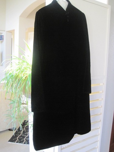 Black Velvet Handmade Dress Size 6 - Picture 2 of 2