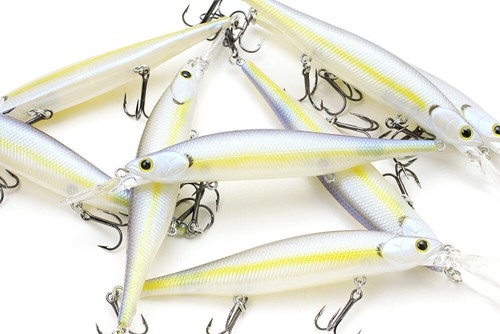 LUCKY CRAFT Lightning Pointer 110DD - 250 Chartreuse Shad (1 qty) Jerkbait  - Photo 1/4