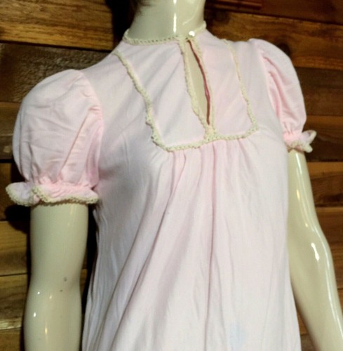 VINTAGE LANZ of SALZBURG PINK SIZE SMALL FLANNEL NIGHTGOWN STYLE 291 #10493 - Picture 4 of 9