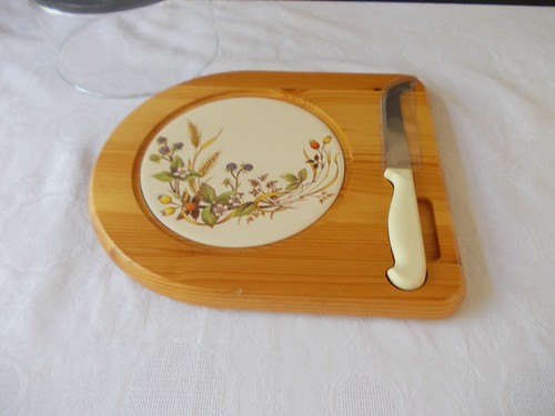 Marks & Spencer Harvest Cheese Board & Dome with Knife - Picture 2 of 6