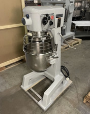 Hobart D300-T 30 Qt. Planetary Floor Mixer, Guard+Attachments, 3/4HP, 208V, 1PH