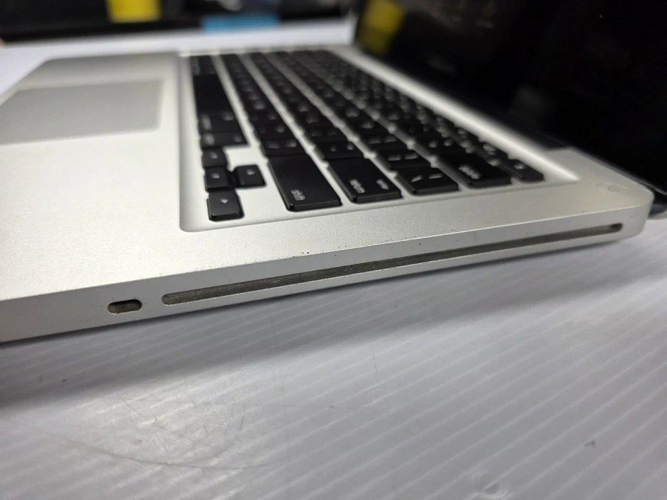 PORTATIL APPLE MacBook Pro 13" Mid 2012 i5 2.5GHz 8GB Ram 512GB SSD  Foto 4 de 4