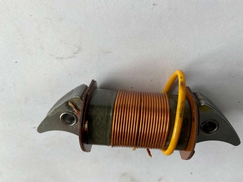 Internal Flywheel Coil Light Piaggio Vespa 50 R - SPECIAL E61110 - Picture 3 of 5