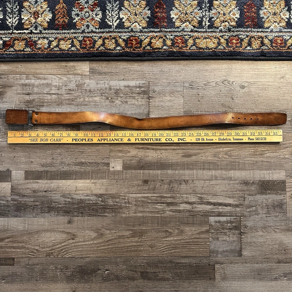 Levi Strauss Vintage Riveted Belt Buckle and Belt 70s Made in USA Sz 32 - Image 4 of 4