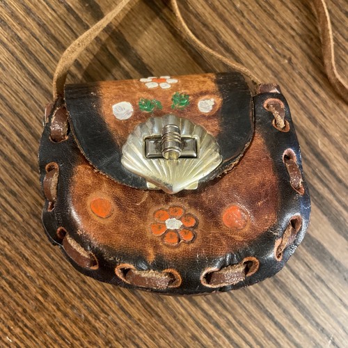 Vtg Mexico MINI TOOLED LEATHER PURSE HAND STAMPED PAINTED Kids Purse Crossbody - Picture 2 of 8