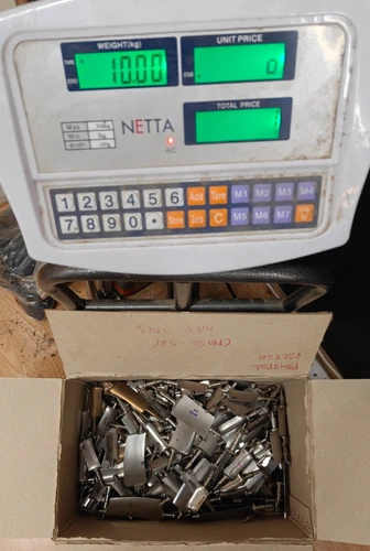 Job Lot Of 10kg Jet Engine Blade Aircraft Aviation CFM56 IAE Airbus Boeing