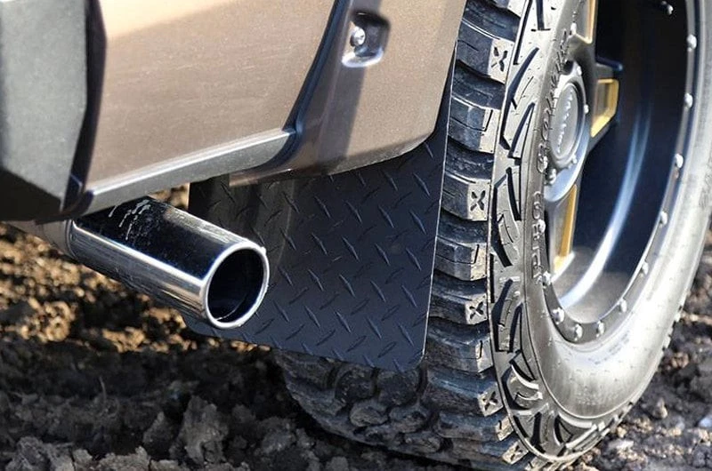 For Ram 1500 2016-2020 Dee Zee DZ1808TB Black Tread Mud Flaps Foto 3 de 4