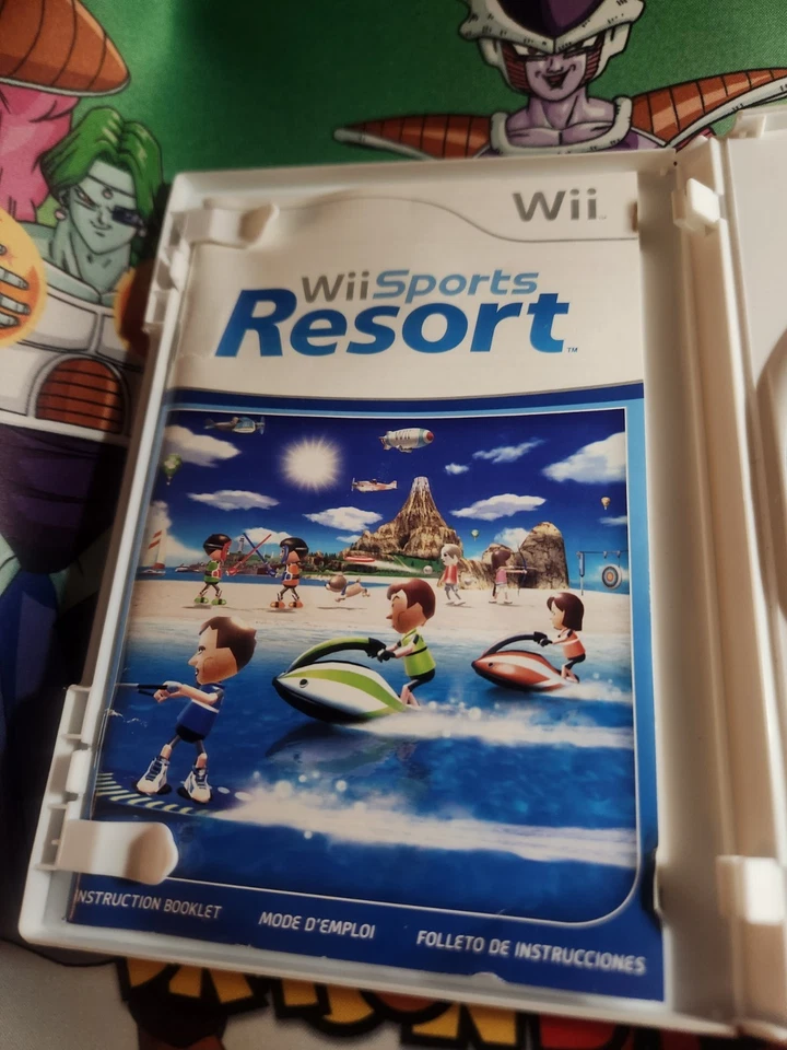 Nintendo Wii Sports Resort Video Game CIB Complete With Disc Manual And Case - Image 3 of 4