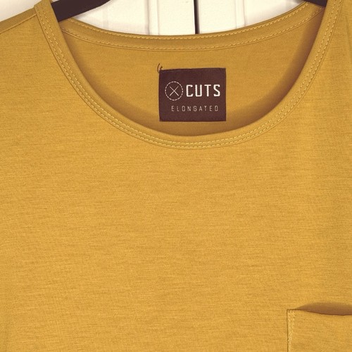 Cuts Clothing  T-Shirt Men's XL Mustard Yellow Elongated Hem Fit 4-Way Stretch - Picture 6 of 14