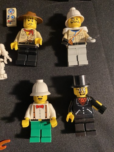 LEGO 5978 Sphinx Secret Surprise Manual , Tent, Mini figs And Some Accessories. - Picture 11 of 12