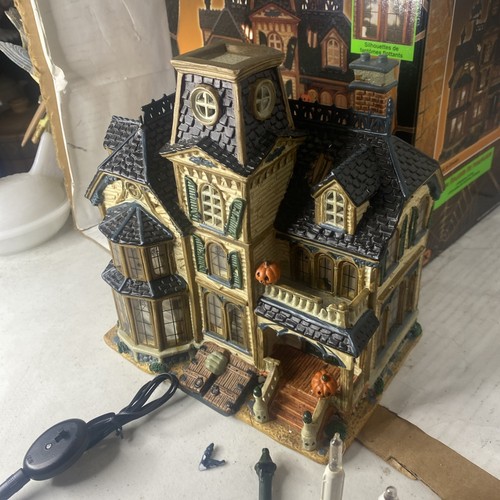 Vintage Lemax Spooky Town - Greaves Manor - #05473A 2000 Chipped With Box Tested - Picture 7 of 12