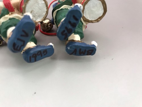 2 Midwest Imports Little Drummer Elf’s Dated 1995 Christmas Ornaments 1” X 3” - Picture 3 of 4