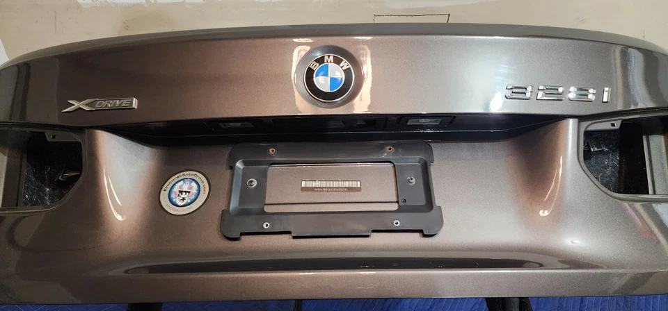 12-18 OEM BMW F30 F80 Sedán Tapa Trasera Maletero Panel Cubierta Conjunto Habana Foto 4 de 4