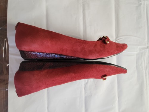 NEU Monet Damen 10 M Designed In Italy rot burgunderrot Wildleder spitz zulaufend flache Schuhe - Bild 5 von 15