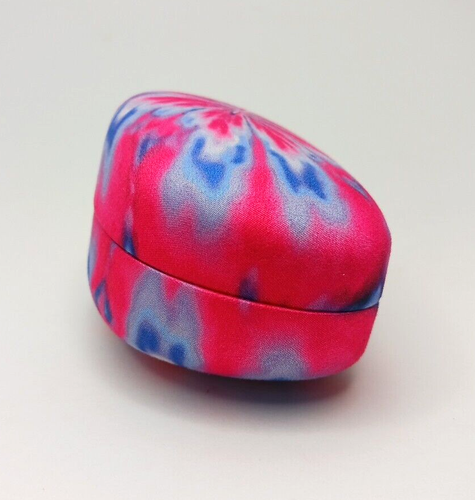 Oversized Tie-Dye Eyeglass Sunglass Case, Hard Shell, Clamshell, Spring Closure - Picture 4 of 8