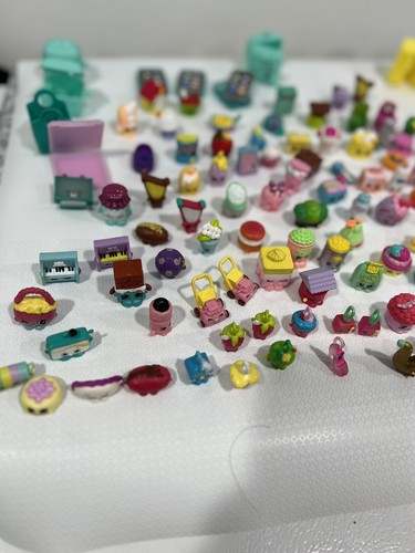 150 +Shopkins Assorted Figures Toys, Variety of Seasons Birthday Party Play Fun - Picture 3 of 23