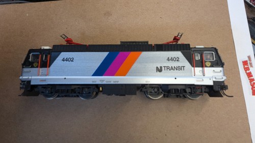 HO Atlas NJ Transit ALP-44 Locomotive #4402 - Picture 4 of 7