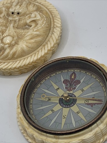 S. Emory, Salem *ORIGINAL* Ornate Dragon Carved & Encased 1800’s Antique Compass - Picture 9 of 24