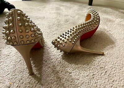 Christian Louboutin Spike Follies Pigalle gold pointy toe Christian Louboutin Spike Follies Pigalle gold pointy toe