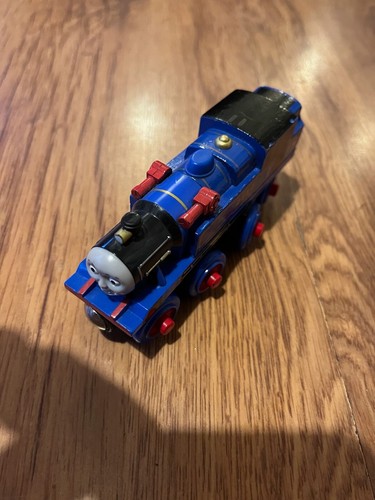 Genuine Thomas & Friends Engines for Brio/Wooden Train Track with Combined Post - Picture 12 of 188