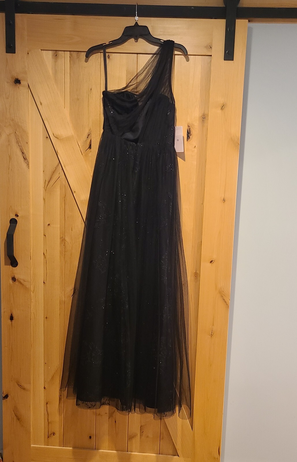 Picture 3 of 12