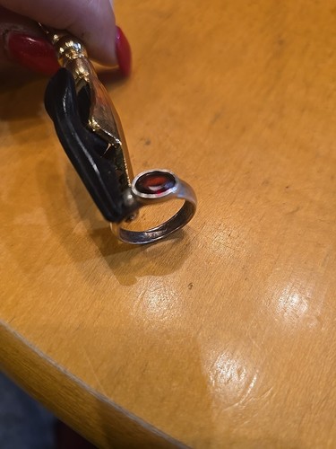925 Sterling Silver Ring Size 6 With a Dark Red Stone Rhinestone Unisex - Picture 13 of 17