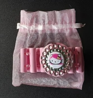 キャラクターグッズ Tarina Tarantino Hello Kitty Collab s-l400.jpg