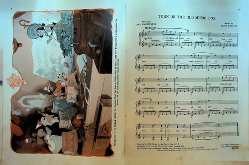 Pinocchio Children's Album Songbook England Chappell & Co Walt Disney - Picture 3 of 4