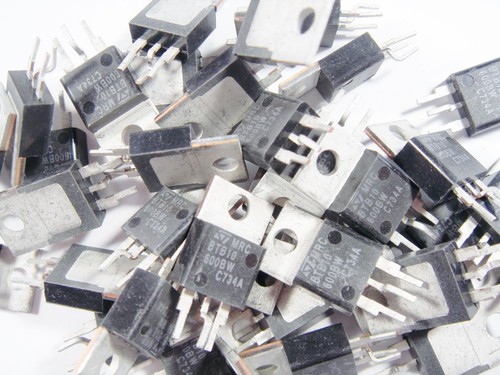 30x  BTB10-600BW  TRIAC  600V 10A TO220 #3-65/7#14k - Picture 3 of 4