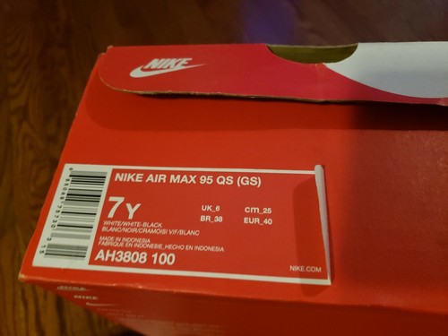 NIKE AIR 95 QS (GS) SZ 7y WHITE/BLK/CRAMOISI ATHLETIC SHOES WMS /AH3808-100 - Picture 9 of 10