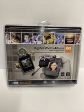 Innovage Digital LCD Photo Album Keychain 8MB USB Recharge 1.4in High Res - NEW 