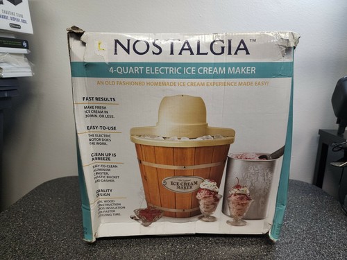 Nostalgia 4-Quart Wood Bucket Electric Ice Cream Maker - Gelato, Sorbet, Yoghurt - Picture 10 of 12