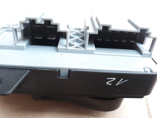 8L095976 Audi A3 8L A6 C5 Left Front Seat Height Adjustor Switch  Spares Repair - Picture 4 of 4