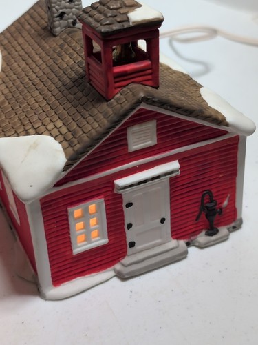 Dept 56 New England Serie Red School House - Bild 4 von 10