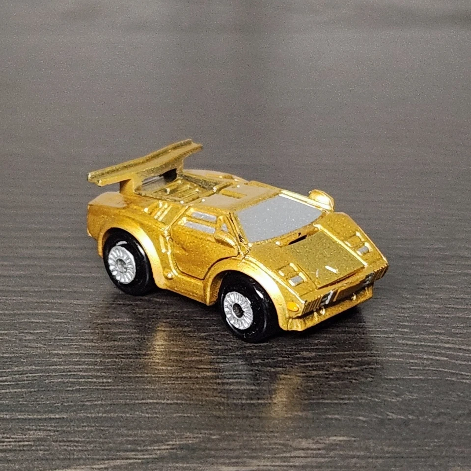 Micro Máquinas Galoob de Colección, Lamborghini Countach Deluxe Dorado 🔥 Foto 2 de 4