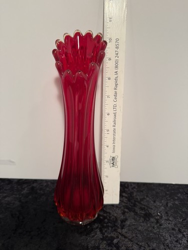 LE Smith Red Swing Vase 10” - Picture 2 of 4