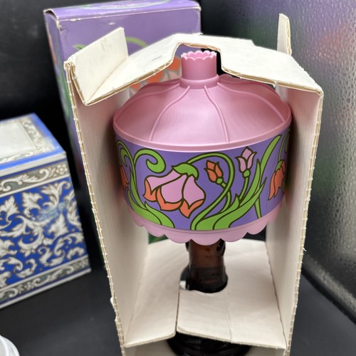 Vintage Avon Hurricane Lamp And Tiffany Lamp Full Cologne Decanters W/ Boxes - Picture 7 of 10